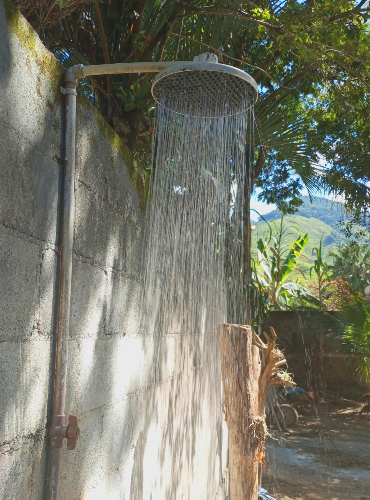 Villa Pareto Guest House Sana Luaran gambar